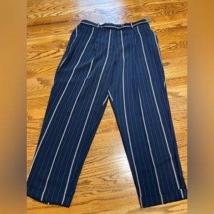 Vince Camuto Pin Striped Capri Pant Size 12 with tags